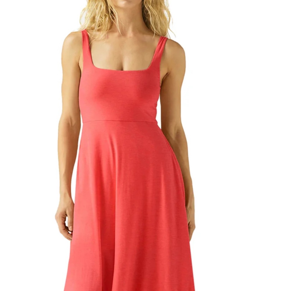 Beyond Yoga Featherweight At The Ready Square Neck Dress - Coral